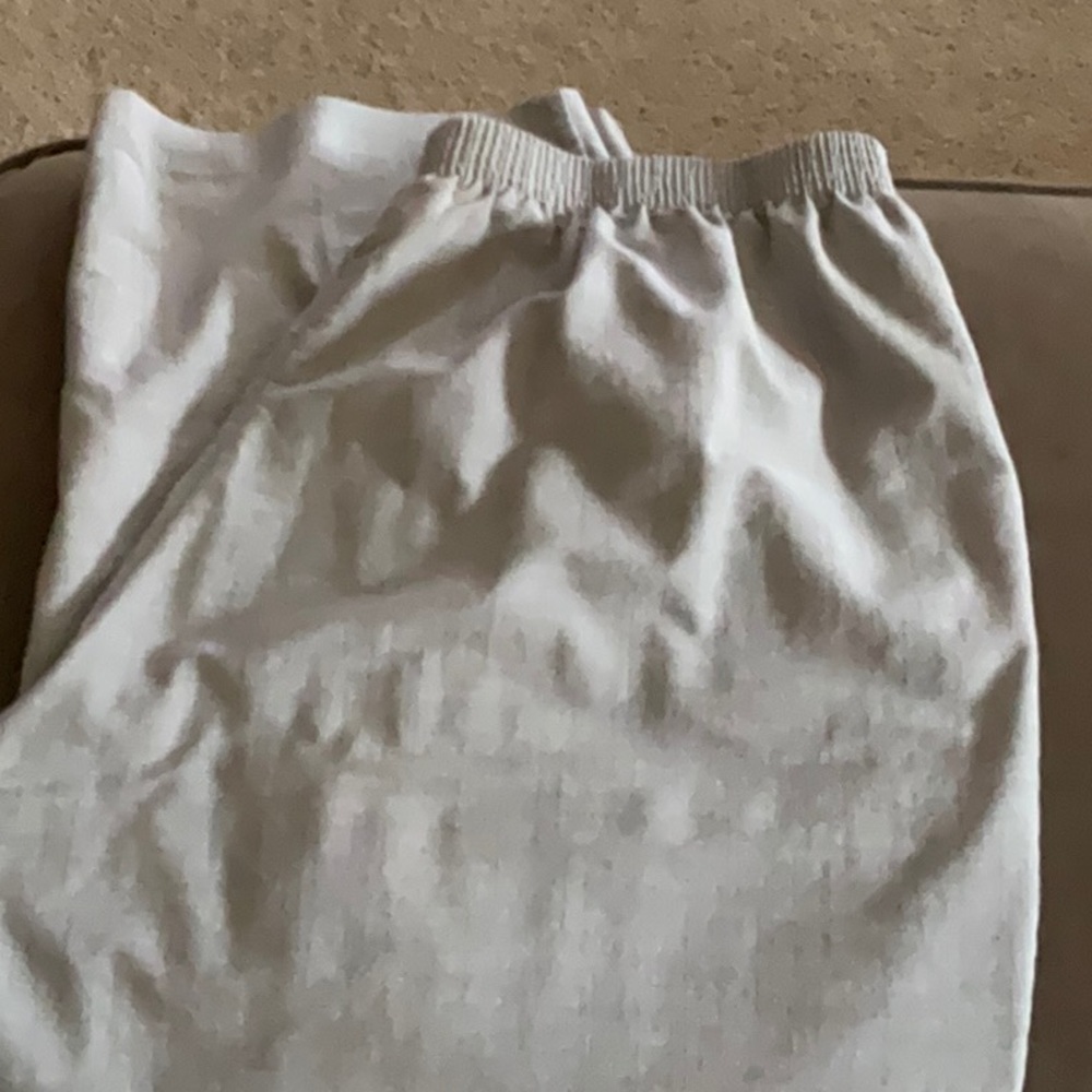 🥳 5/25.00 - Grey slacks